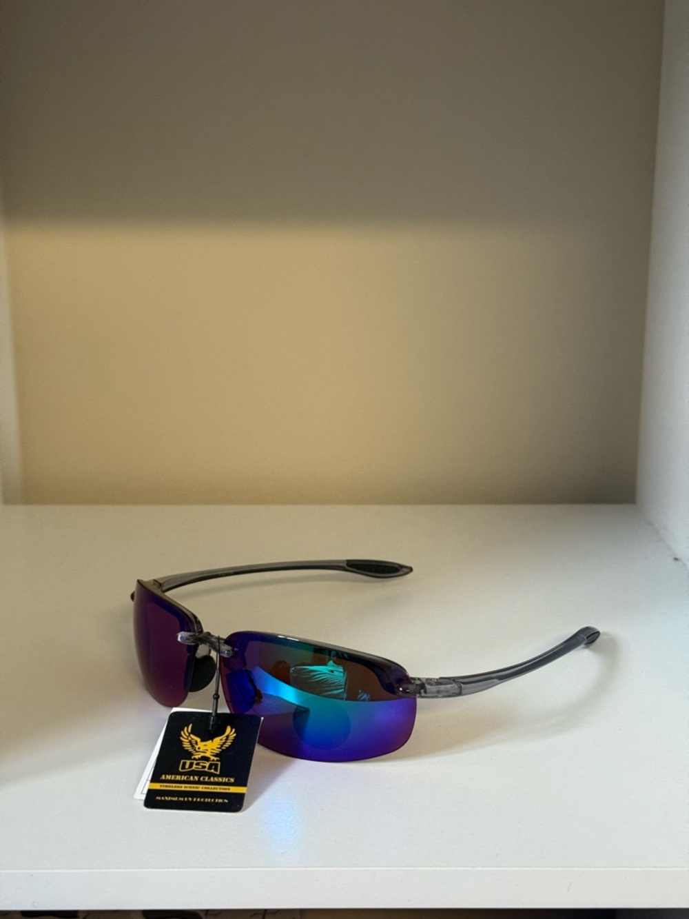 American Classics Men’s Polarized Purple Mirror Sunglasses